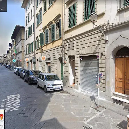 Yid Gallery Art&design In The Heart Of Apartamento Florença
